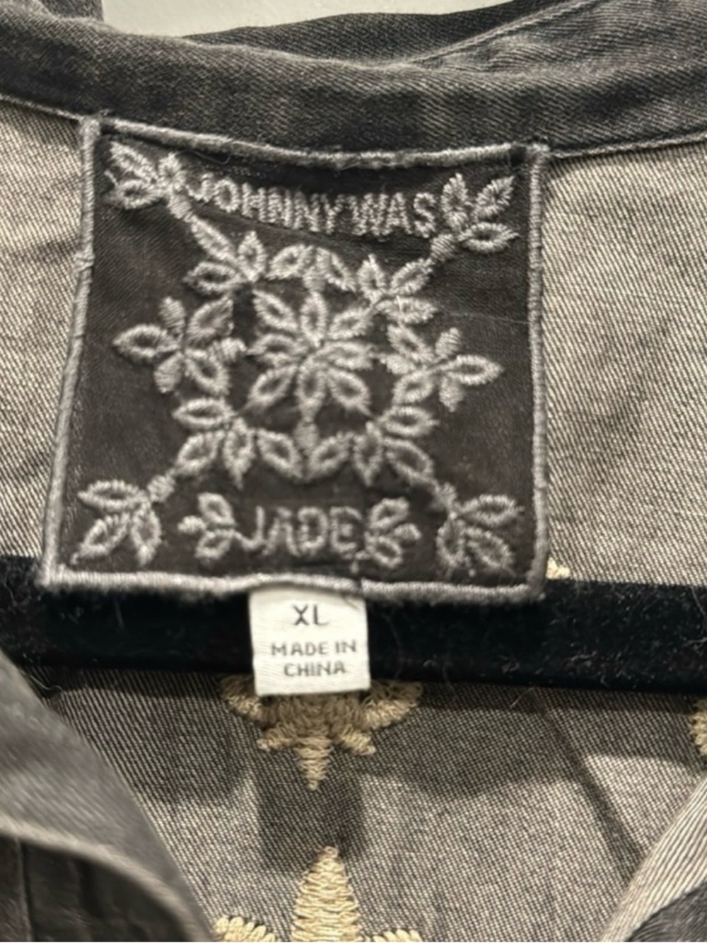 Johnny Was Embroidered Charcoal Button-Up Peplum Blouse - Beige Accents XL - Picture 4 of 4